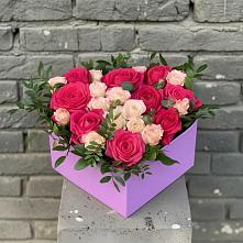 Цветочная композиция из Розы в коробке #REPLACE_PRED# Стеблево