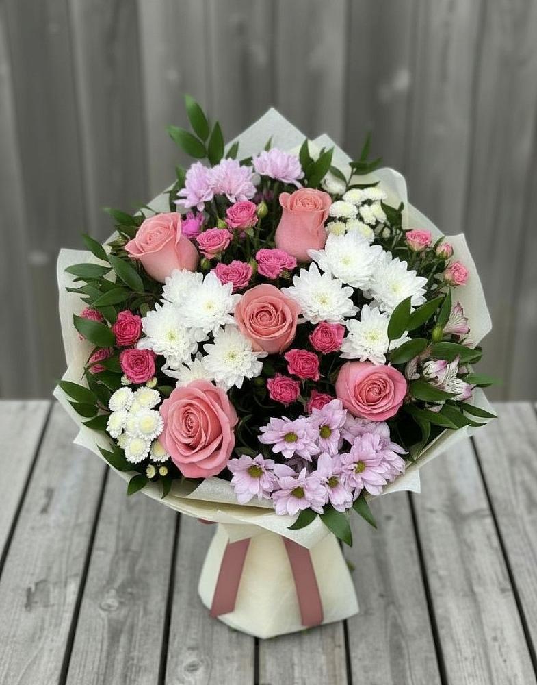 Букет цветов из: Альстромерии, Гвоздики, Розы и Хризантемы в Стеблево