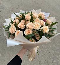 Букет Кремовые розы Латте в Стеблево