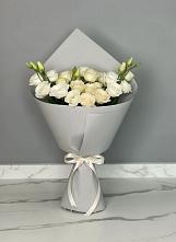 Букет цветов из:  Розы и Лизиантусы в Стеблево